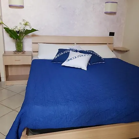 Sinequaroma Guest house
