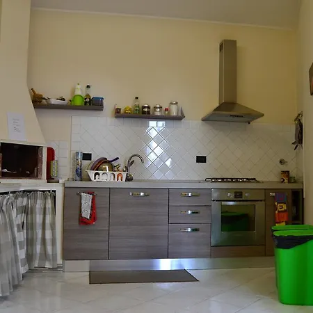 Sinequaroma Guest house