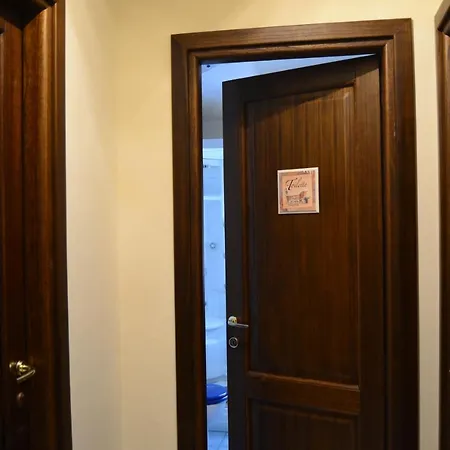 Sinequaroma Guest house Casal Palocco